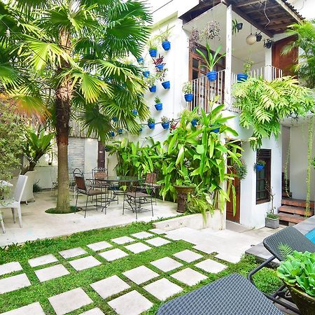 Tiga Lima Homestay Джокьякарта Экстерьер фото