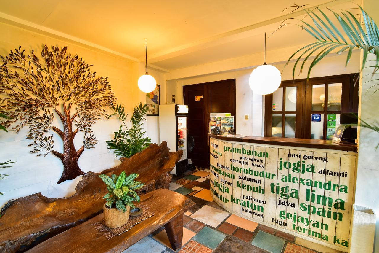 Tiga Lima Homestay Джокьякарта Экстерьер фото